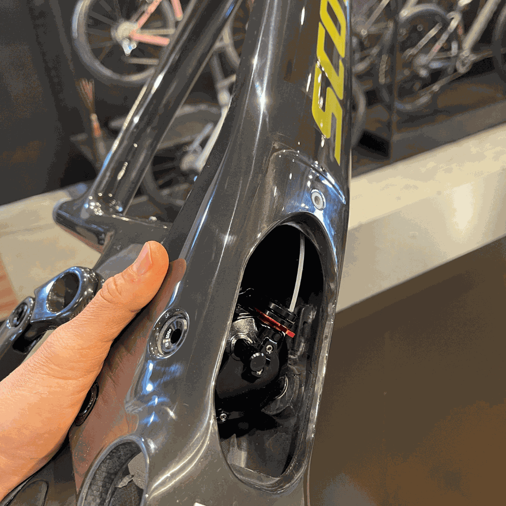 Quadro SCOTT Spark RC TUNED Trava Remota em Carbono