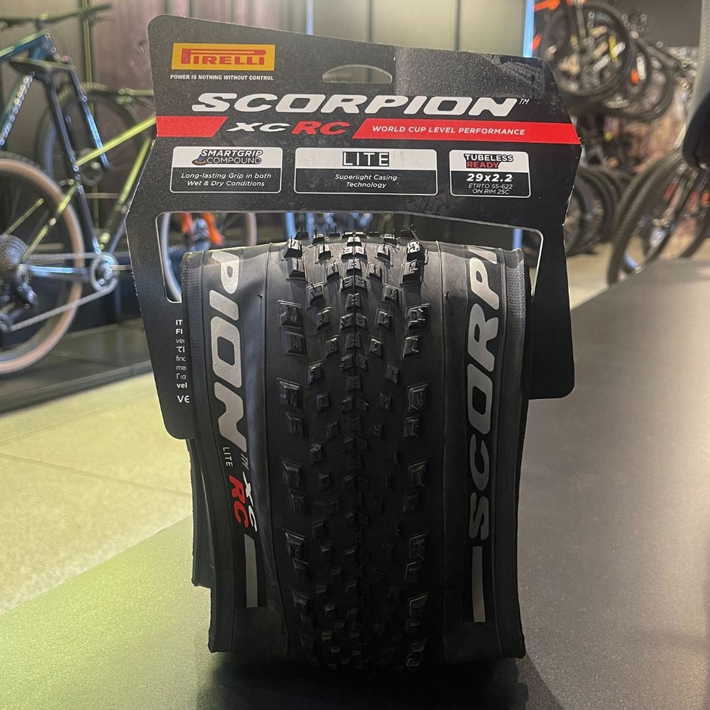 Pneu MTB PIRELLI Scorpion XC RC Lite Tubeless cinza