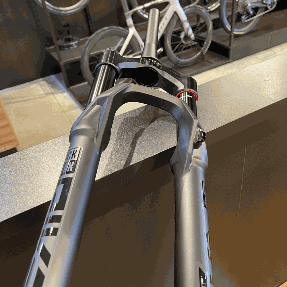Garfo de Suspensão RockShox Pike Ultimate Preta