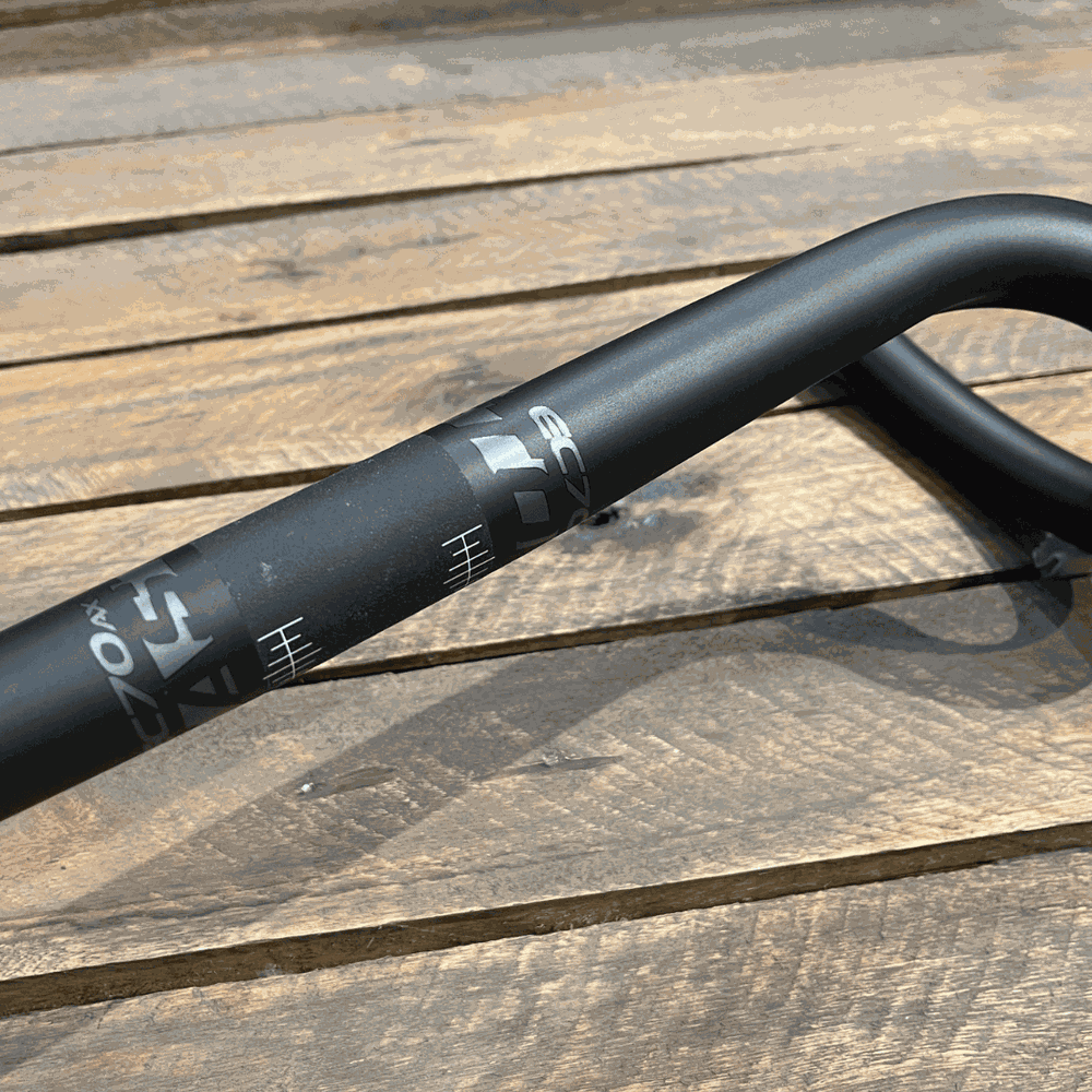 Guidão Easton EC70 AX em Carbono