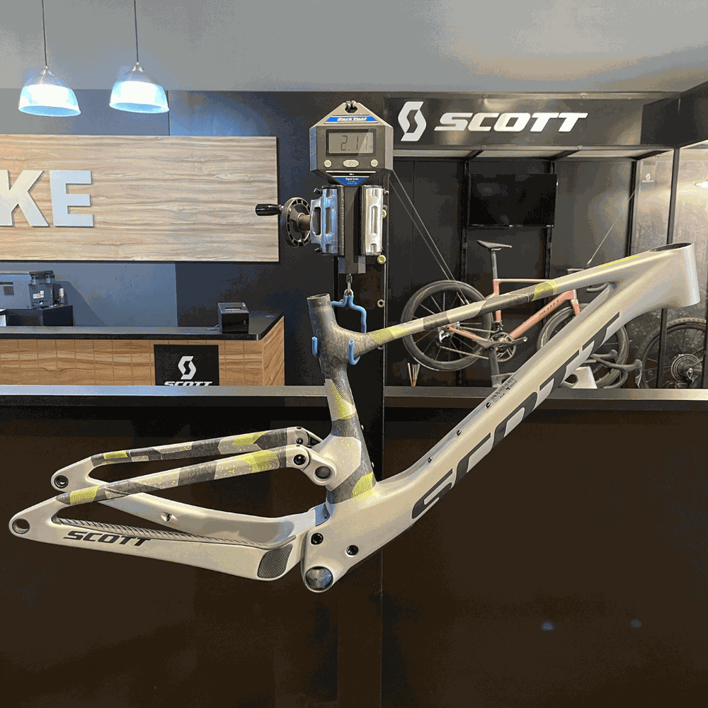 Quadro SCOTT Spark RC comp em Carbono cinza camuflado
