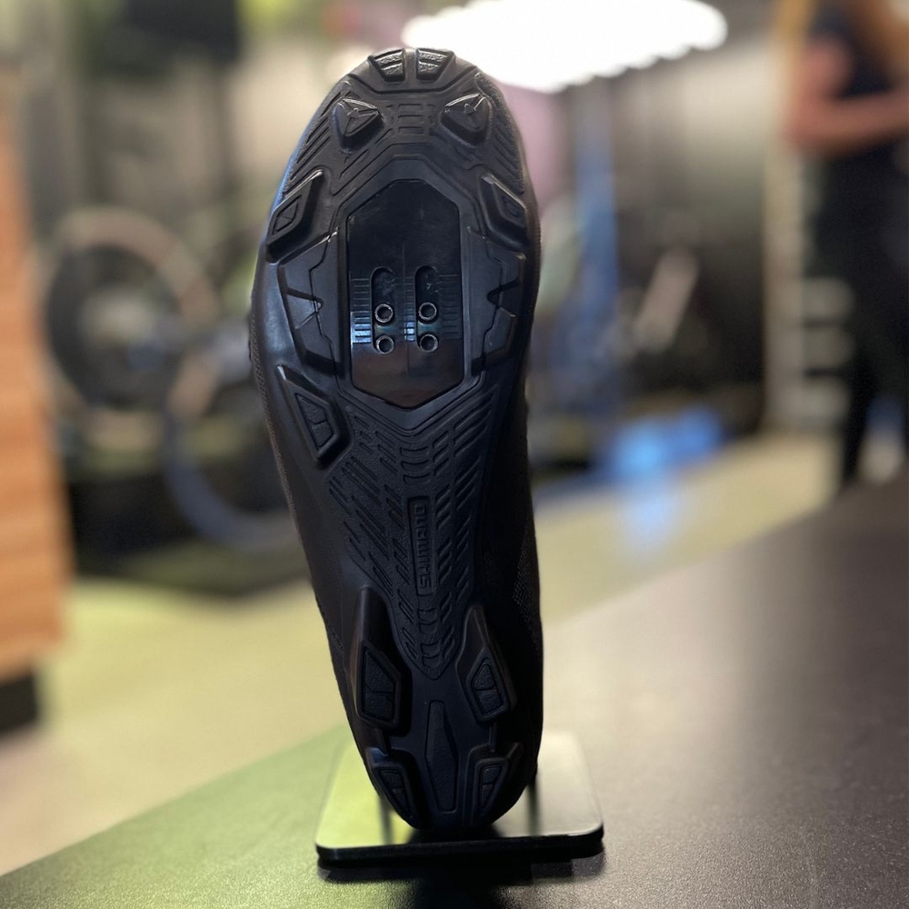 Sapatilha Shimano SH-XC300 MTB Preta e Bege