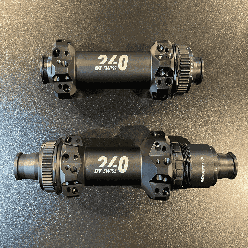 Par de cubos DT SWISS 240 boost 28F