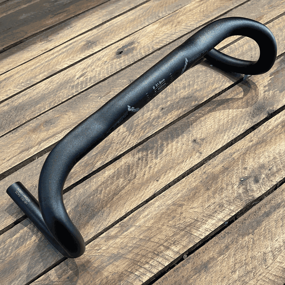 Vision monocoque carbon 4D ハンドル　400mm Guidão Vision Trimax em Alumínio