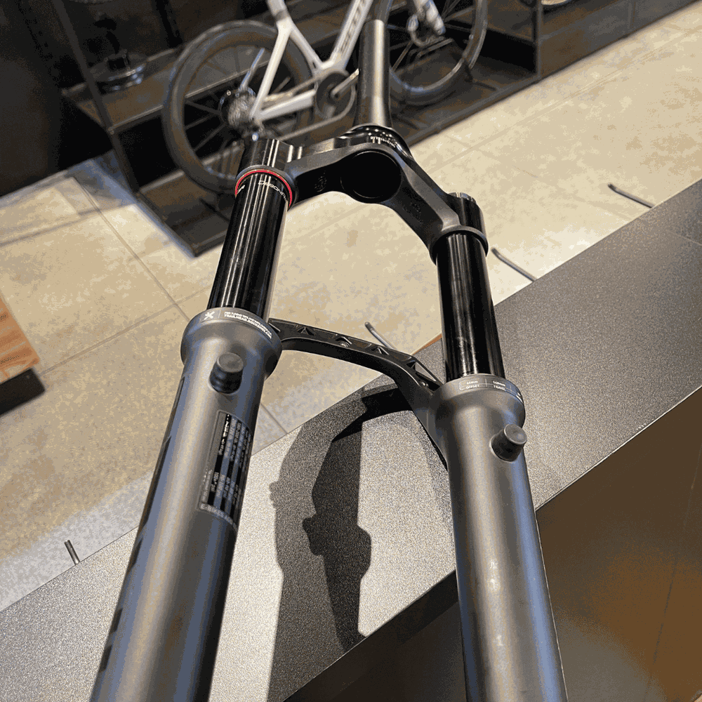 Garfo de Suspensão RockShox Pike Ultimate Preta